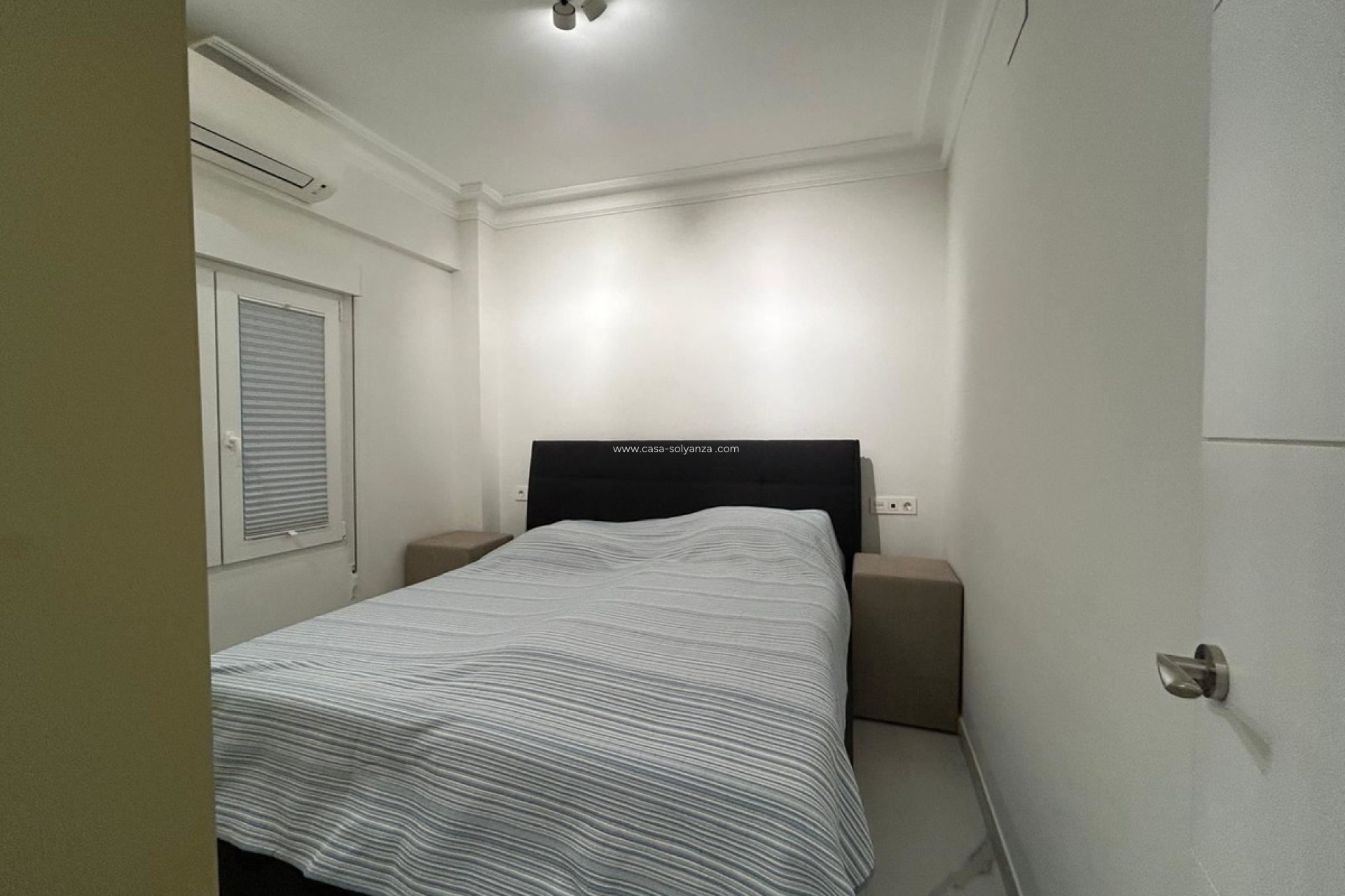 Resale - Apartment / flat - Torrevieja - Torrevieja Centro