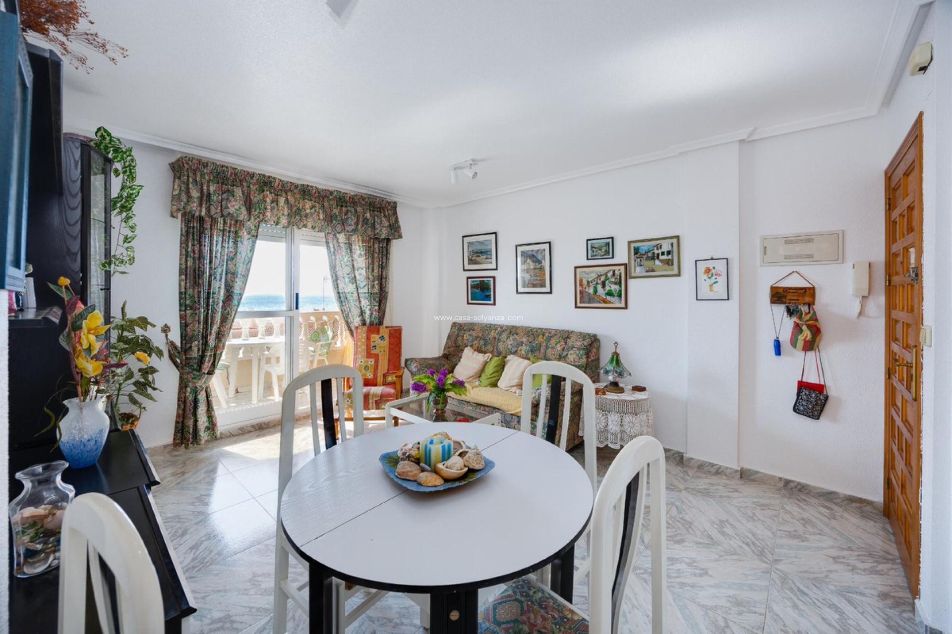 Resale - Apartment / flat - Torrevieja - Torrevieja Centro