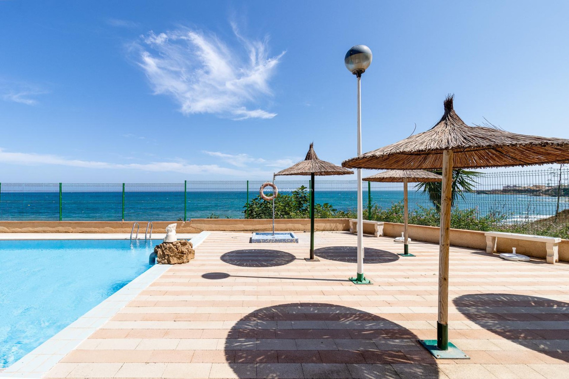 Resale - Apartment / flat - Torrevieja - Torrevieja Centro