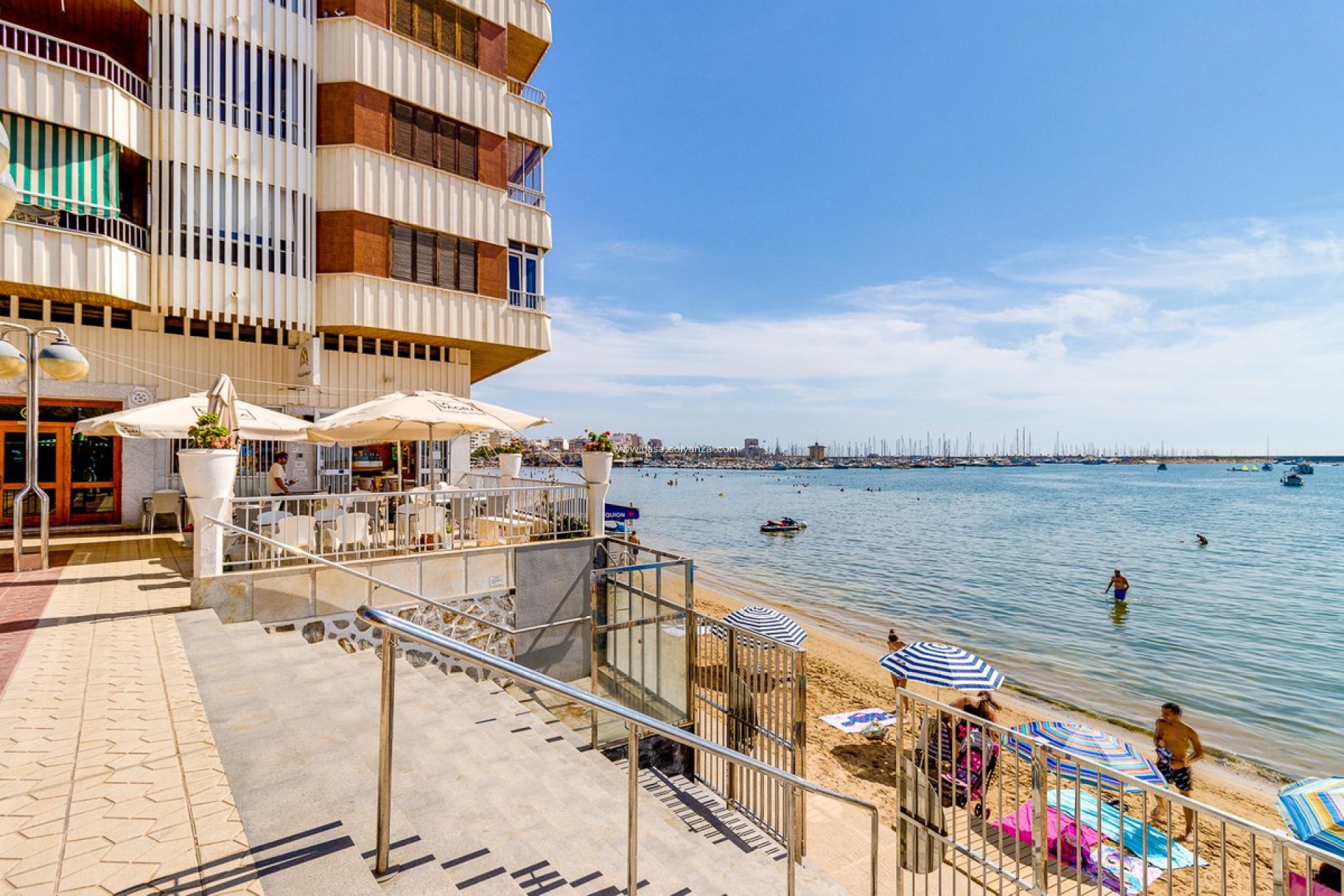 Resale - Apartment / flat - Torrevieja - Torrevieja Centro