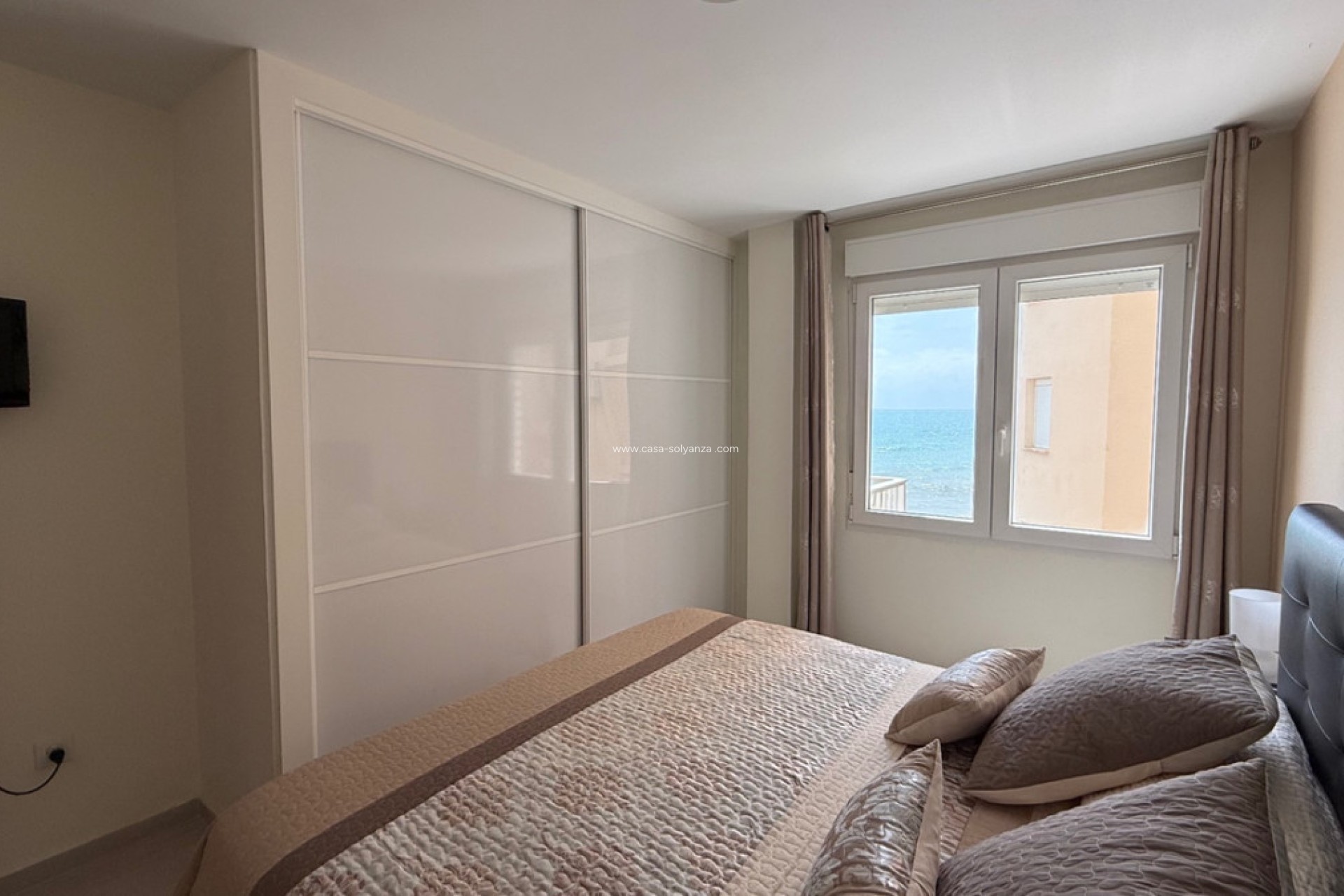 Resale - Apartment / flat - Torrevieja - Torrevieja Centro