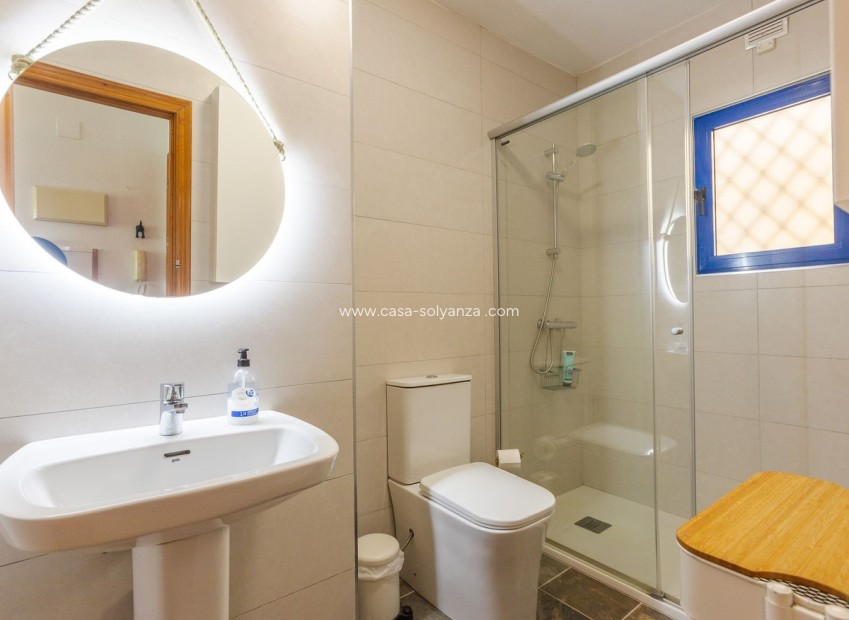 Resale - Apartment / flat - Torrevieja - Torrevieja Centro