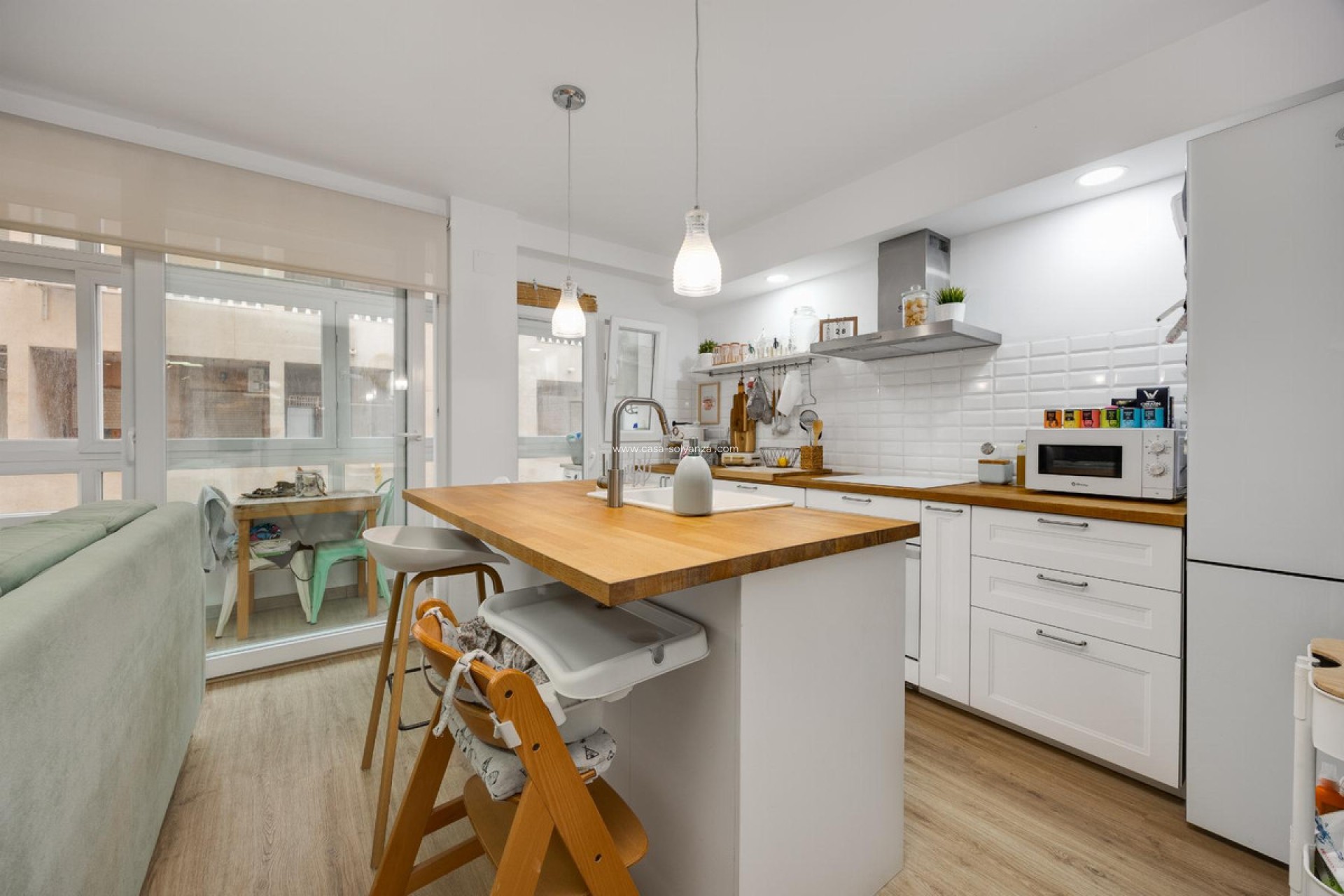 Resale - Apartment / flat - Torrevieja - Torrevieja Centro