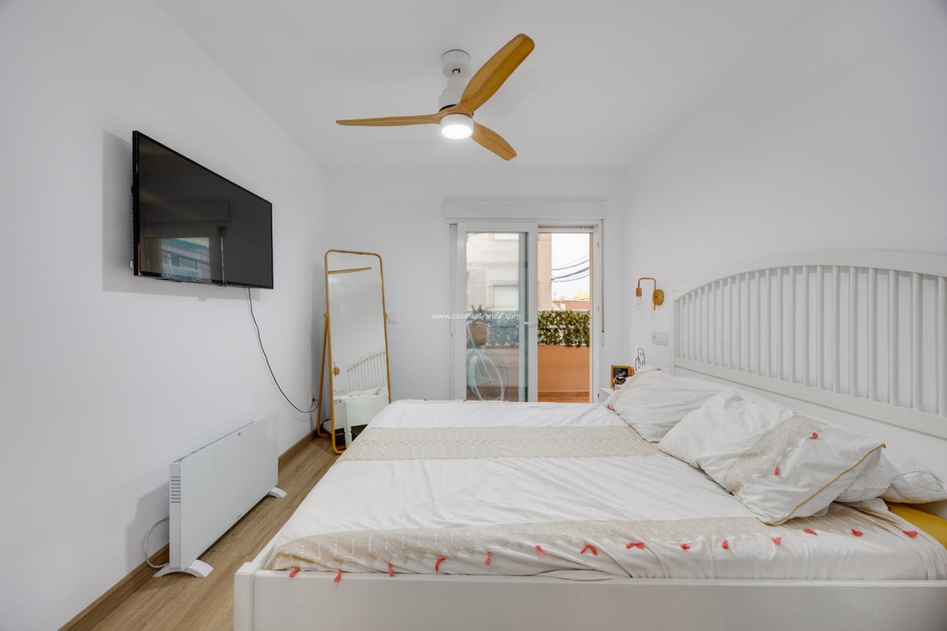 Resale - Apartment / flat - Torrevieja - Torrevieja Centro