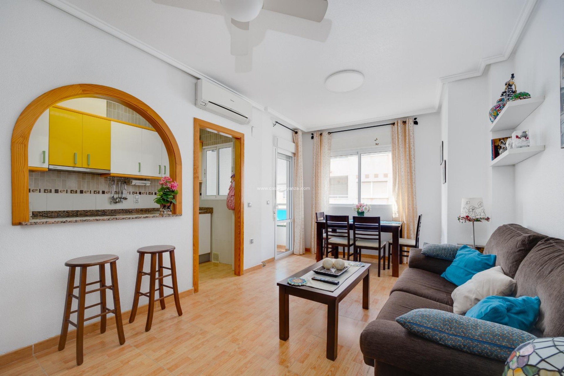 Resale - Apartment / flat - Torrevieja - Torrevieja Centro