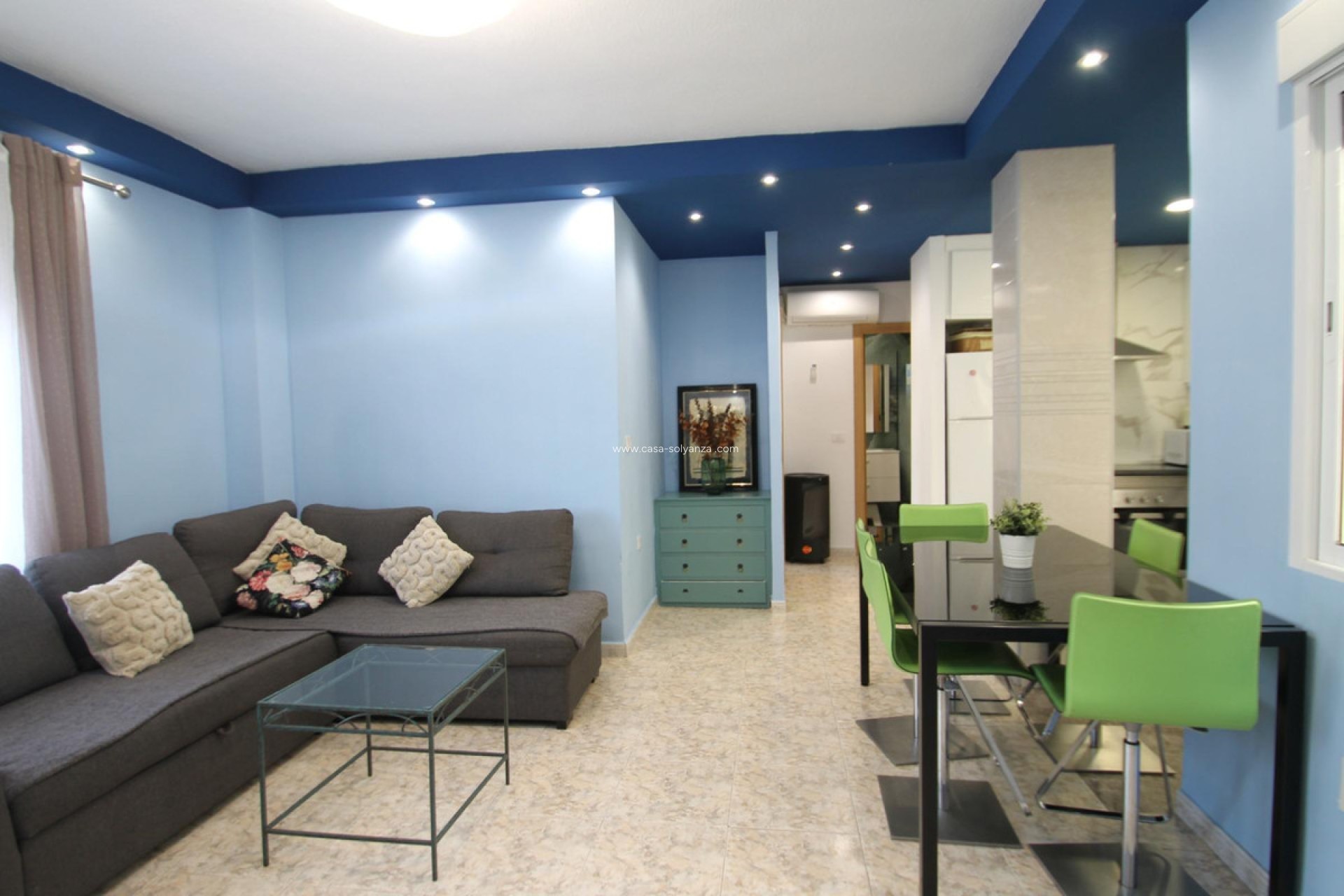 Resale - Apartment / flat - Torrevieja - Torrevieja Centro