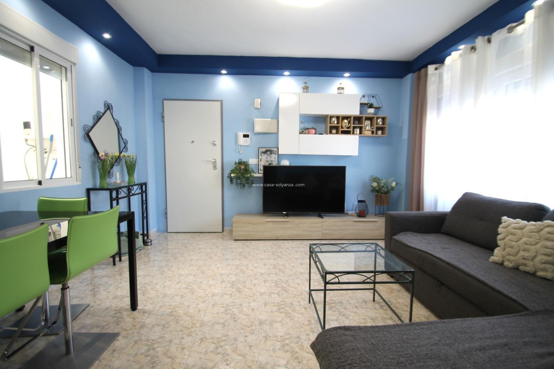 Resale - Apartment / flat - Torrevieja - Torrevieja Centro