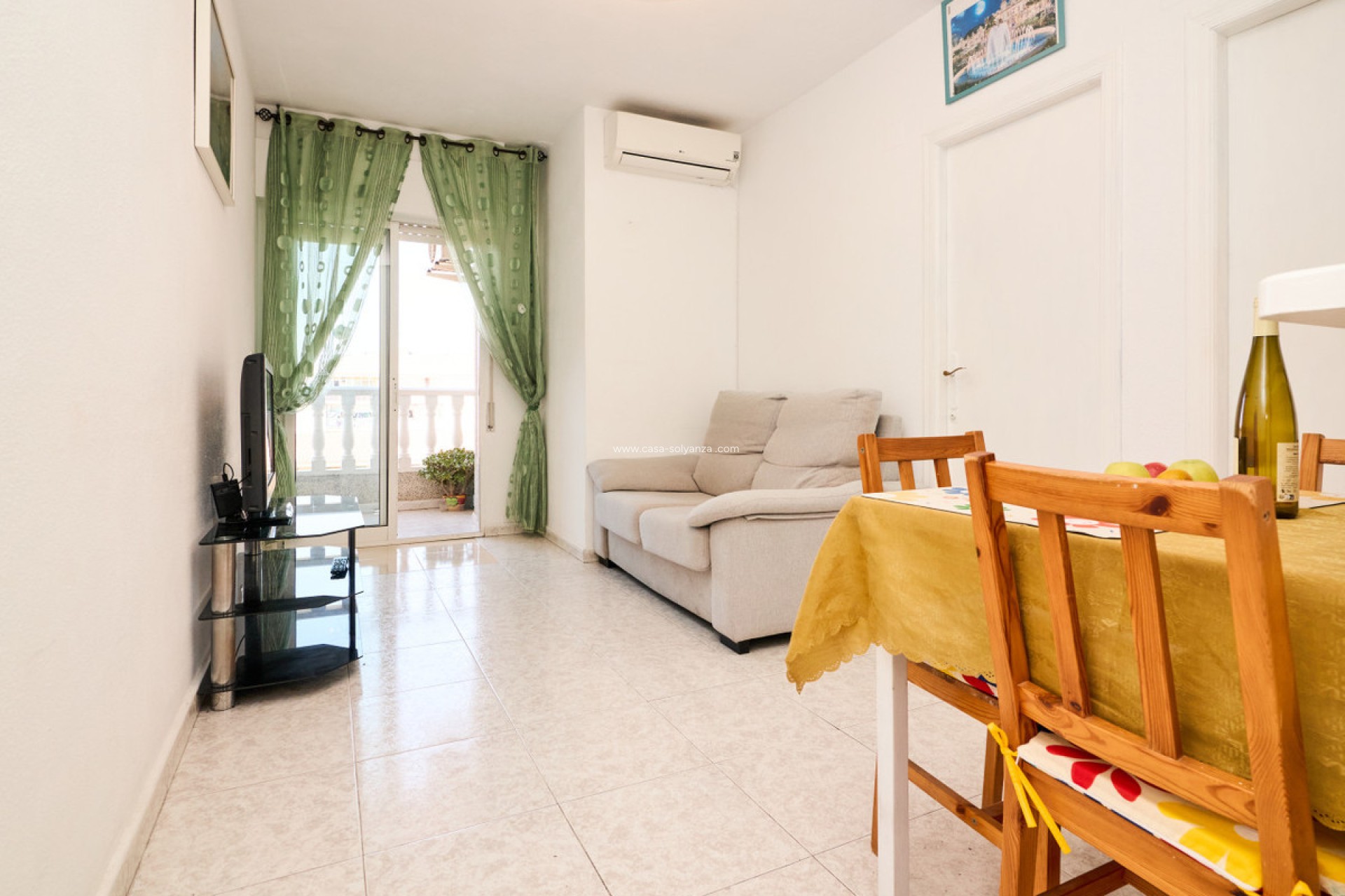 Resale - Apartment / flat - Torrevieja - Torrevieja Centro