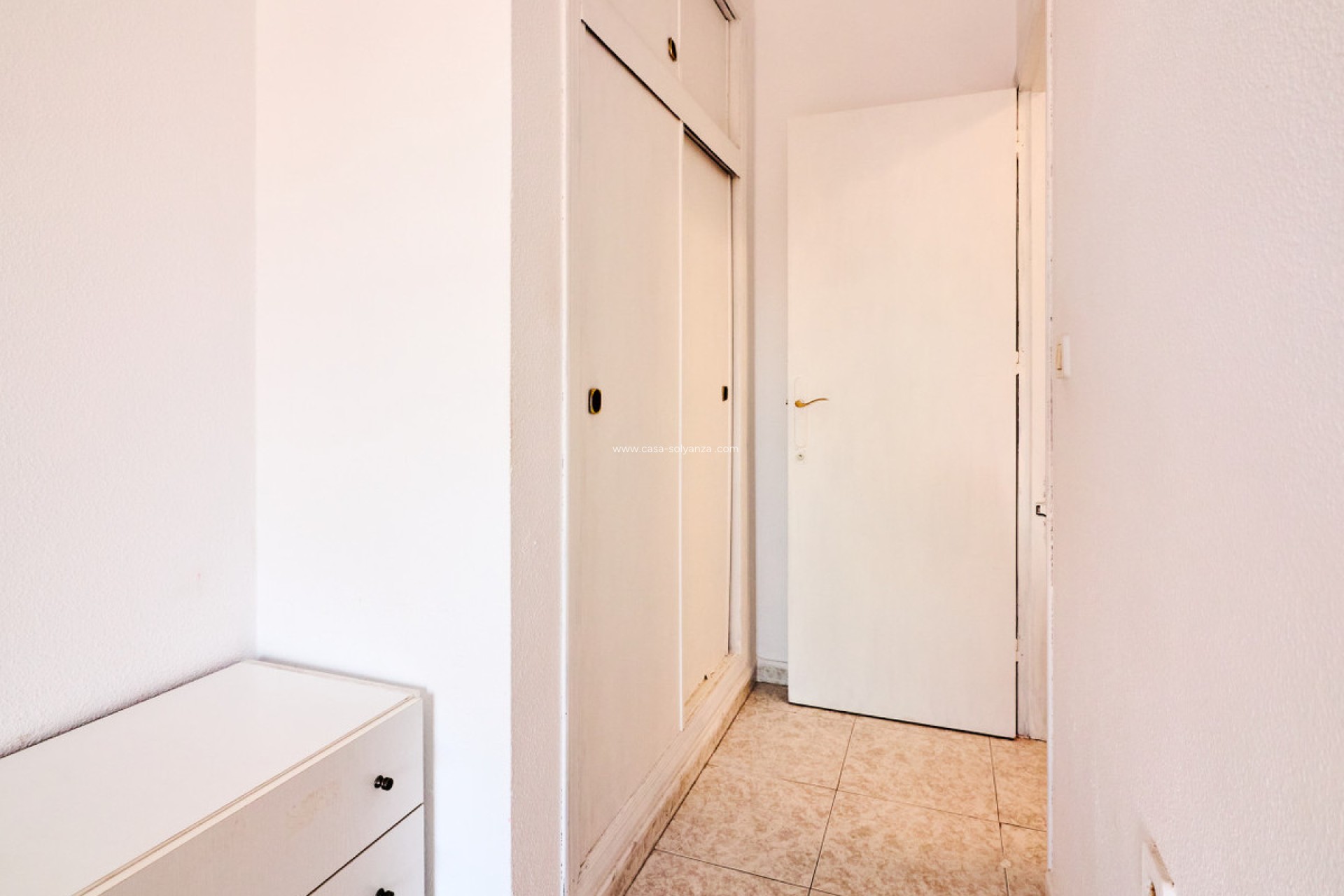 Resale - Apartment / flat - Torrevieja - Torrevieja Centro
