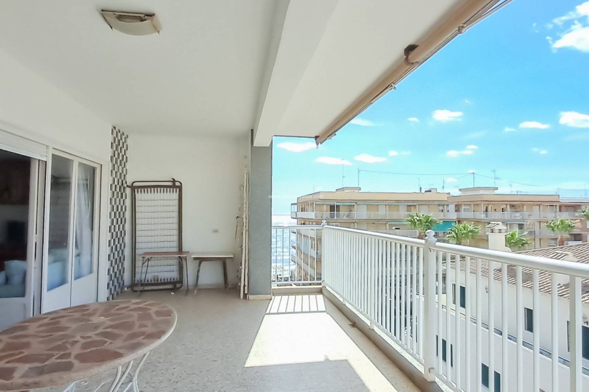 Resale - Apartment / flat - Torrevieja - Torrevieja Centro