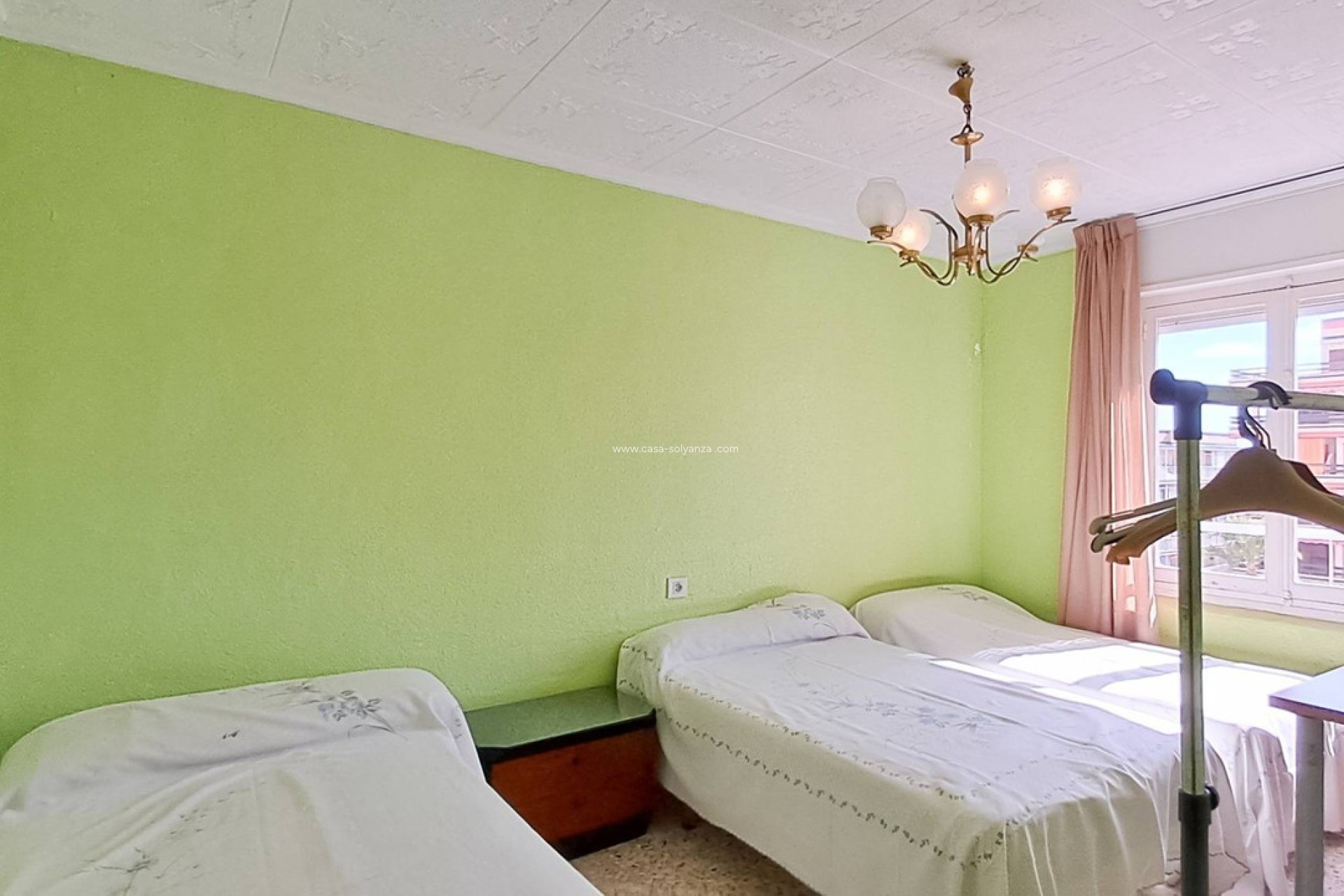 Resale - Apartment / flat - Torrevieja - Torrevieja Centro