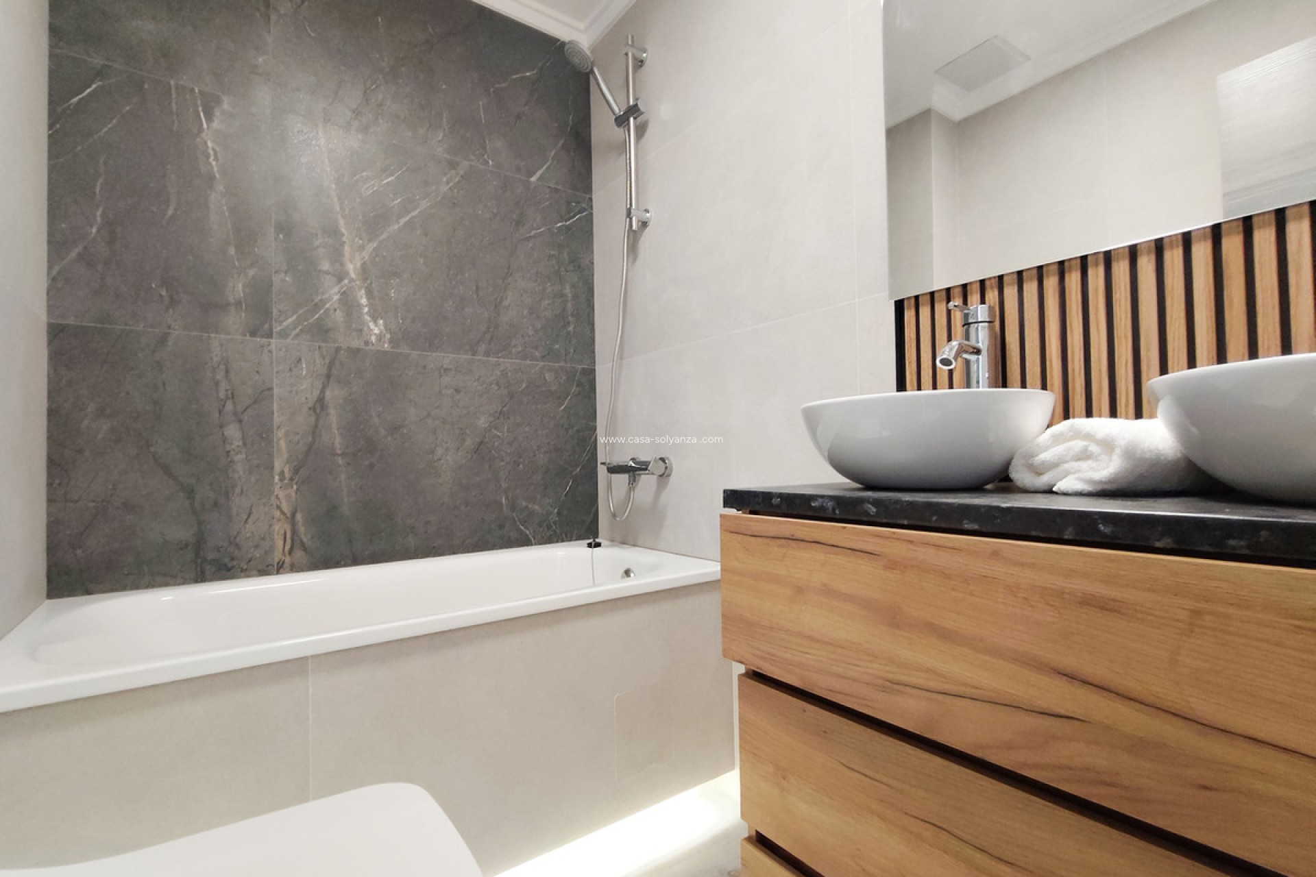 Resale - Apartment / flat - Torrevieja - Torrevieja Centro