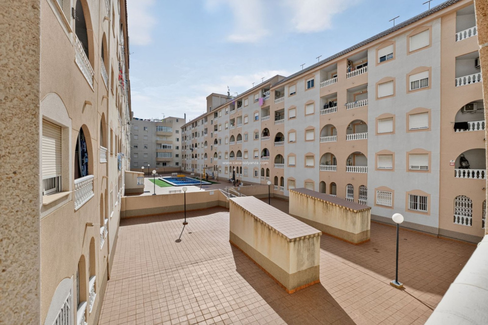 Resale - Apartment / flat - Torrevieja - Torrevieja Centro