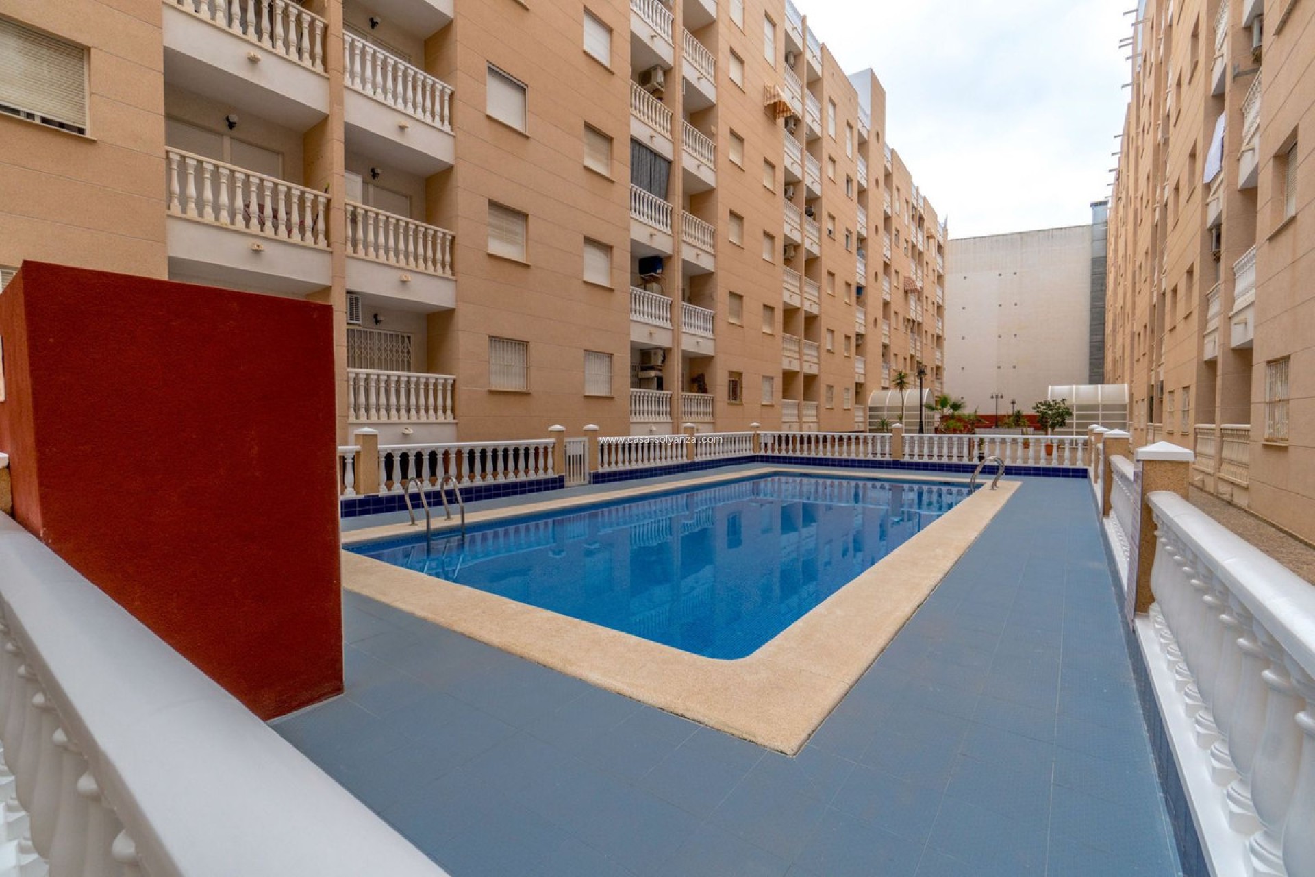 Resale - Apartment / flat - Torrevieja - Torrevieja Centro