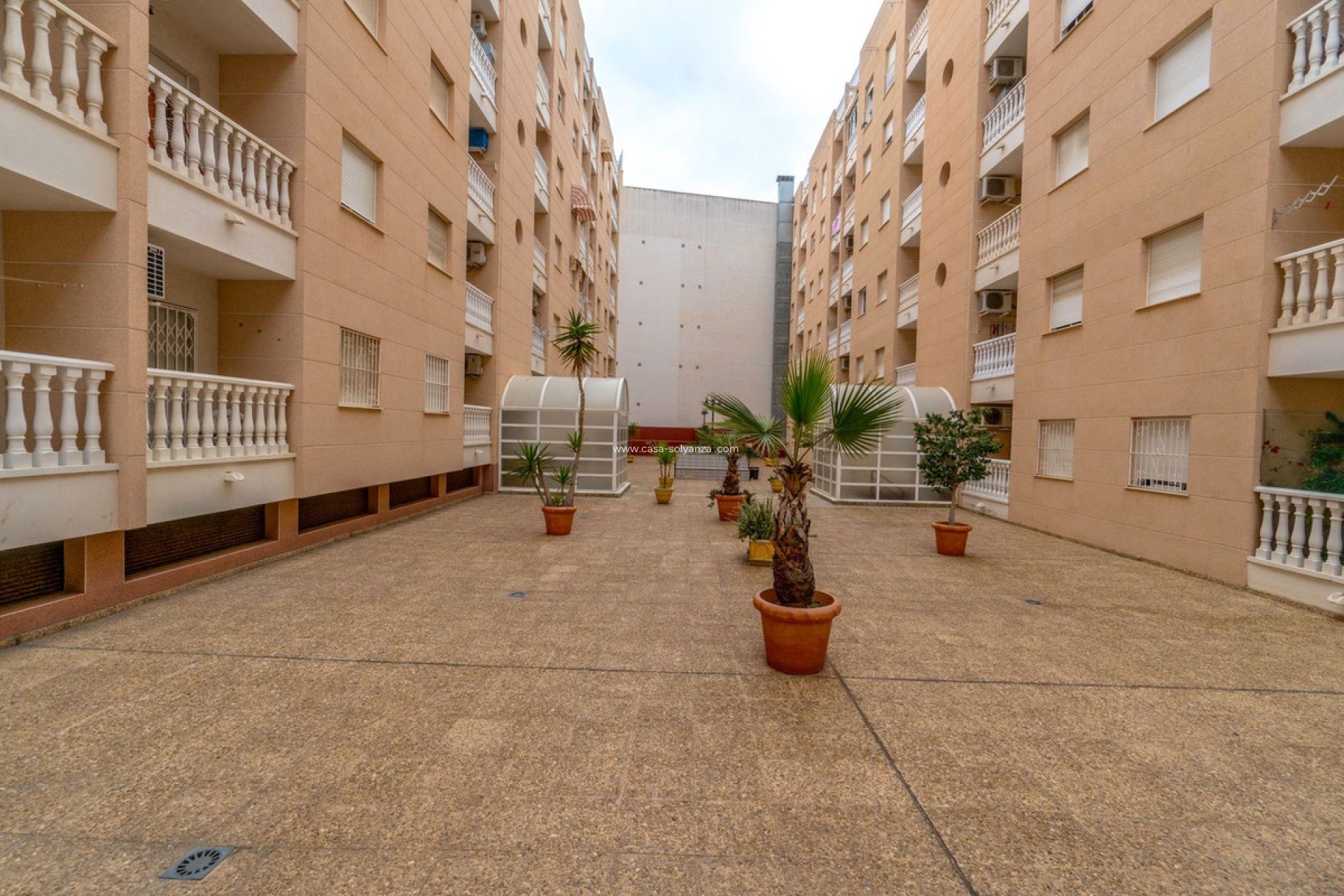 Resale - Apartment / flat - Torrevieja - Torrevieja Centro