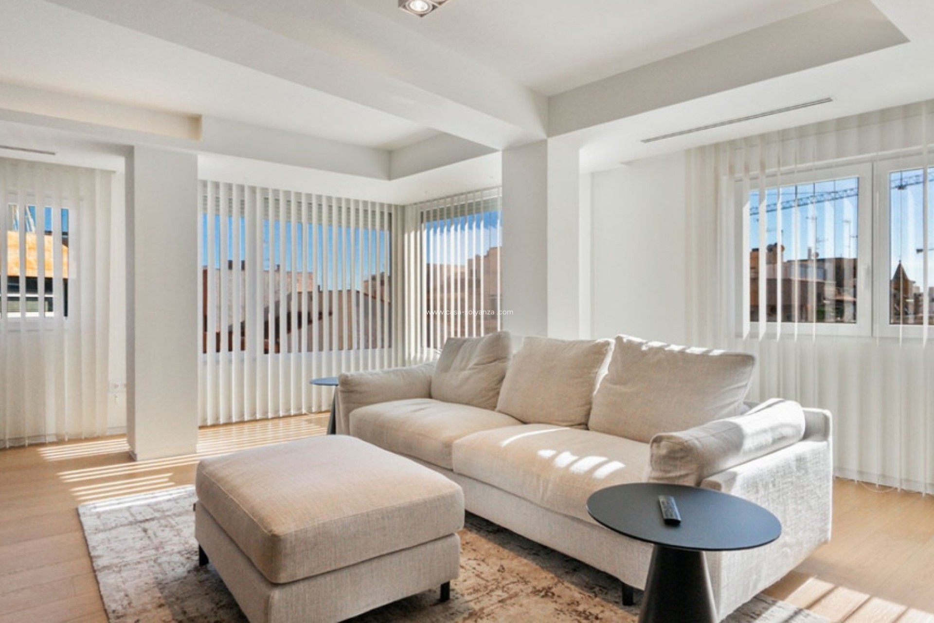 Resale - Apartment / flat - Torrevieja - Torrevieja Centro