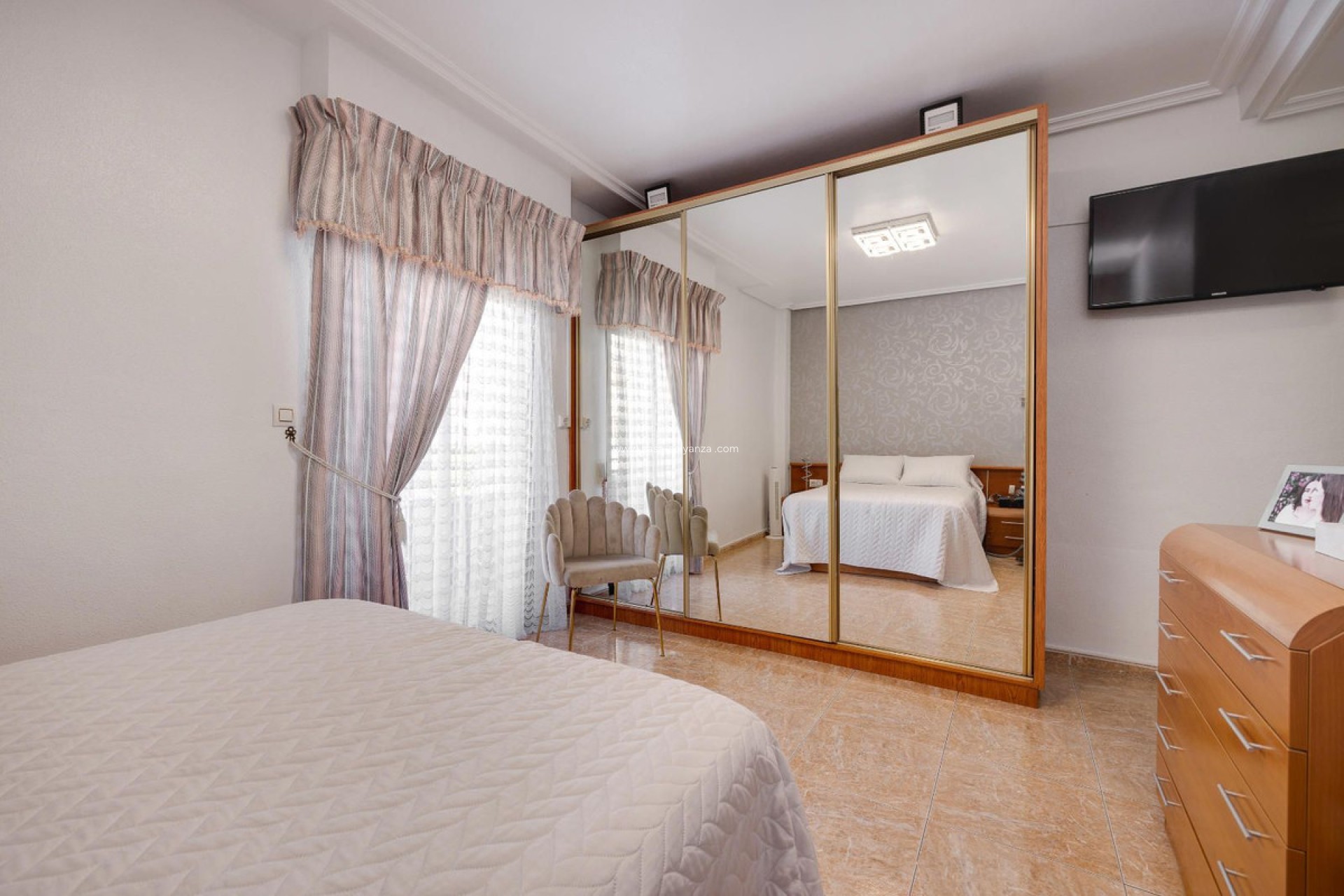 Resale - Apartment / flat - Torrevieja - Torrevieja Centro