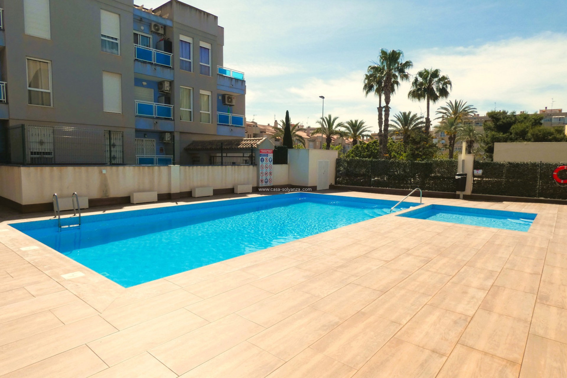 Resale - Apartment / flat - Torrevieja - Torrevieja Centro