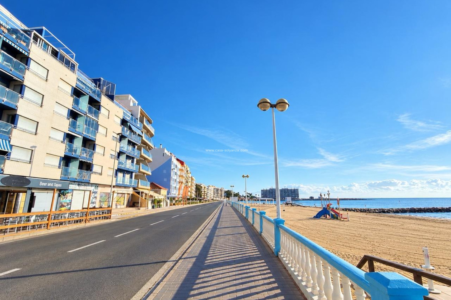 Resale - Apartment / flat - Torrevieja - Torrevieja Centro