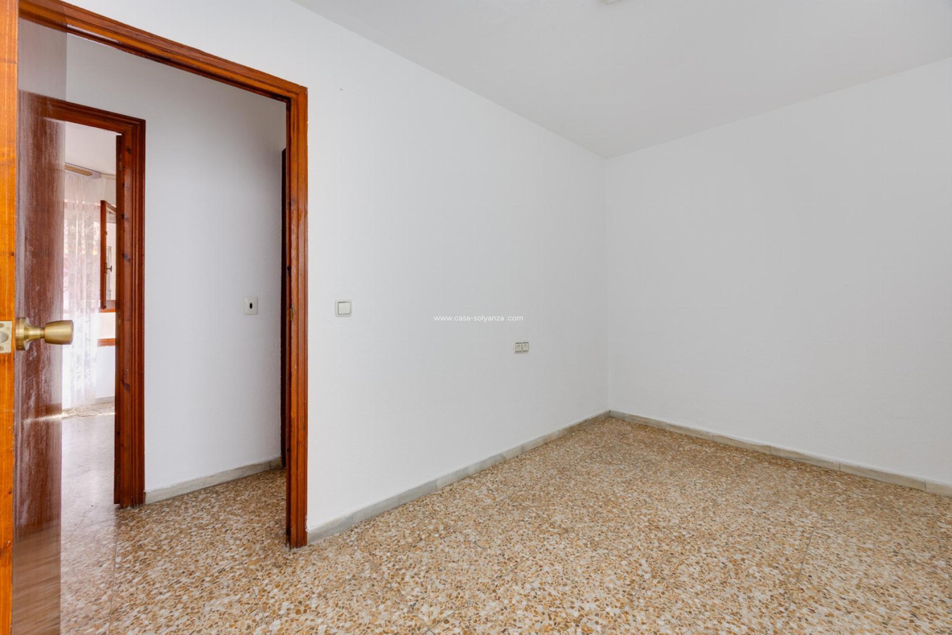 Resale - Apartment / flat - Torrevieja - Torrevieja Centro