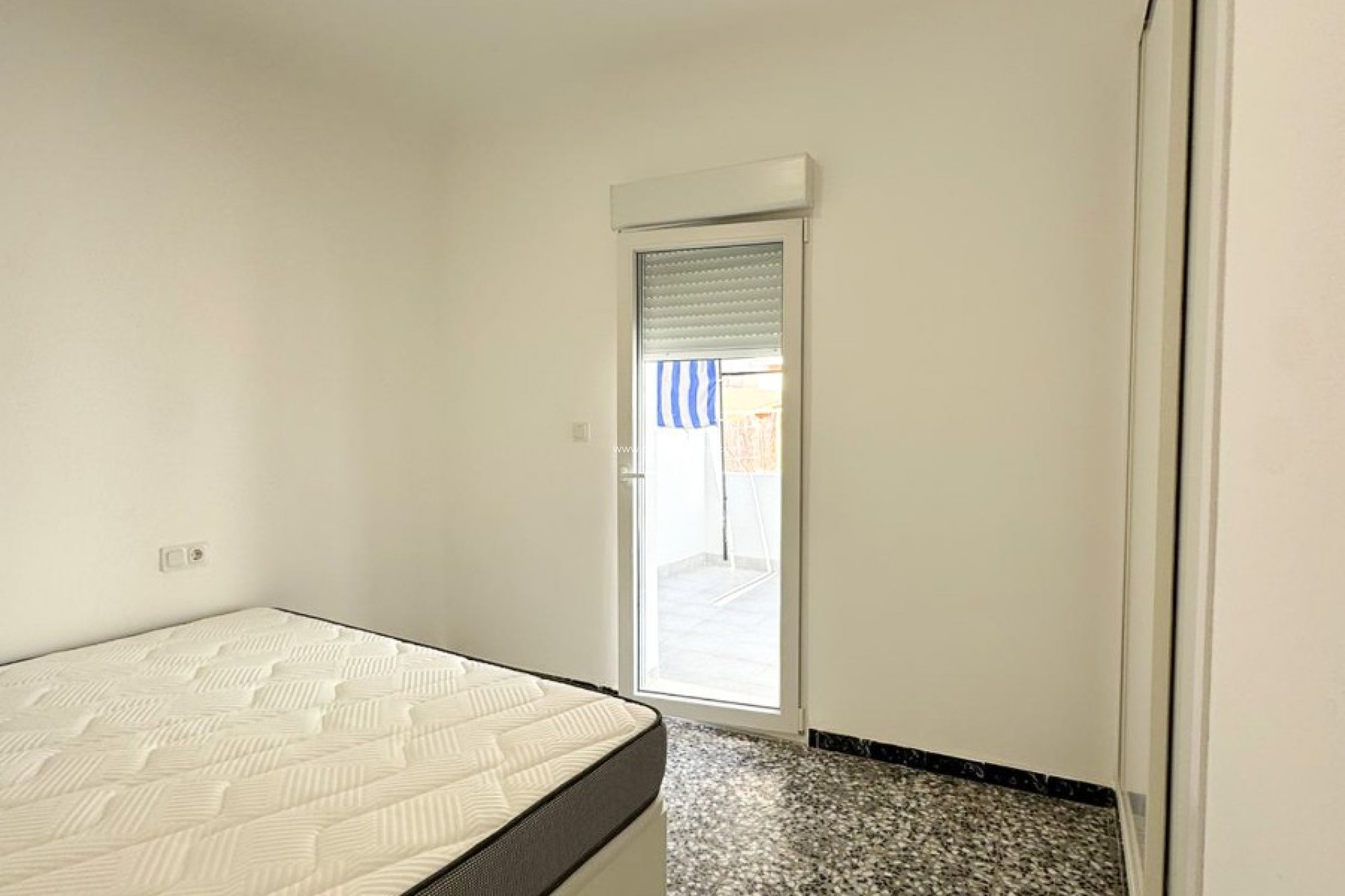 Resale - Apartment / flat - Torrevieja - Torrevieja Centro