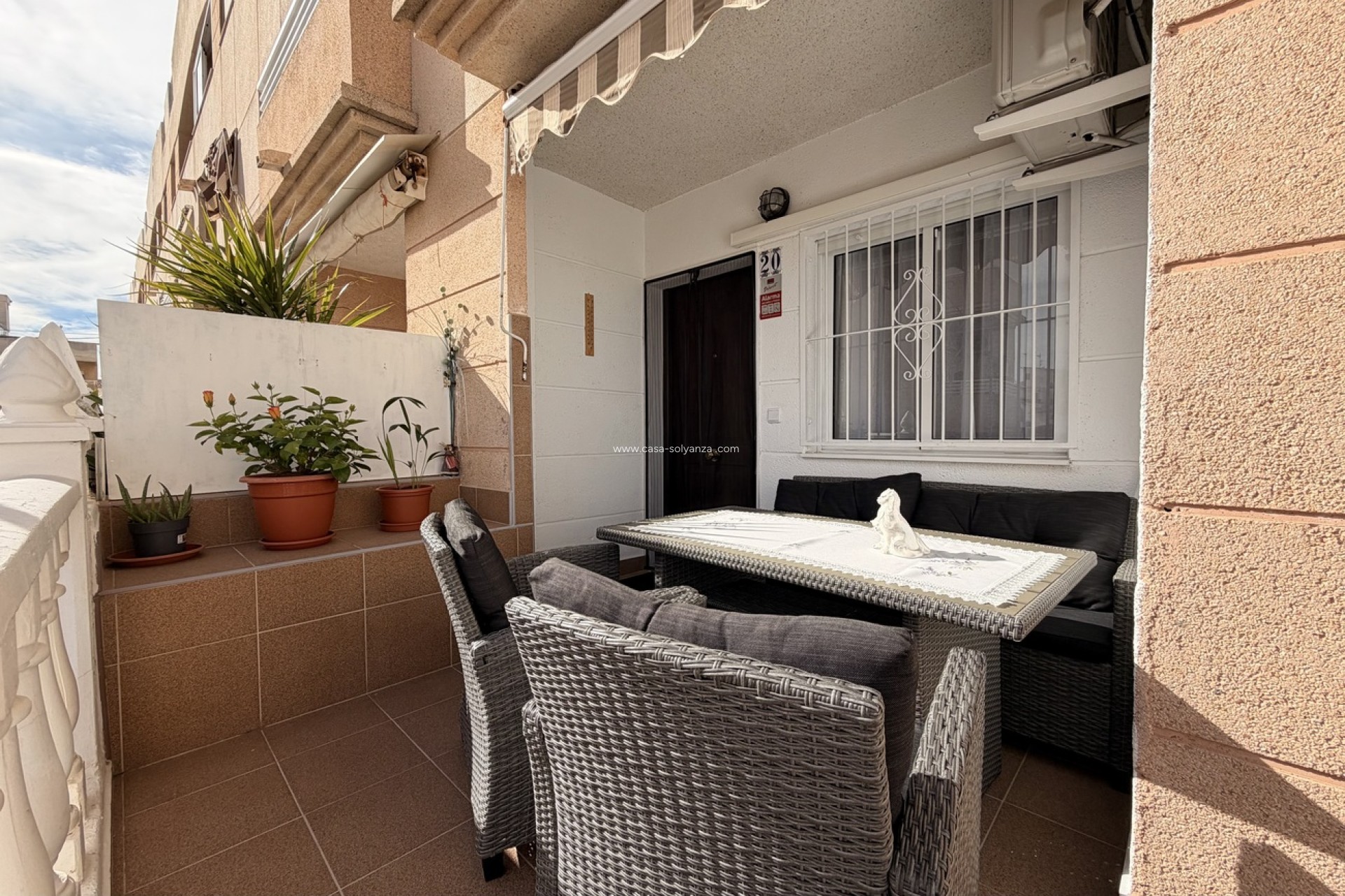 Resale - Apartment / flat - Torrevieja - Urb. Calas Blancas III