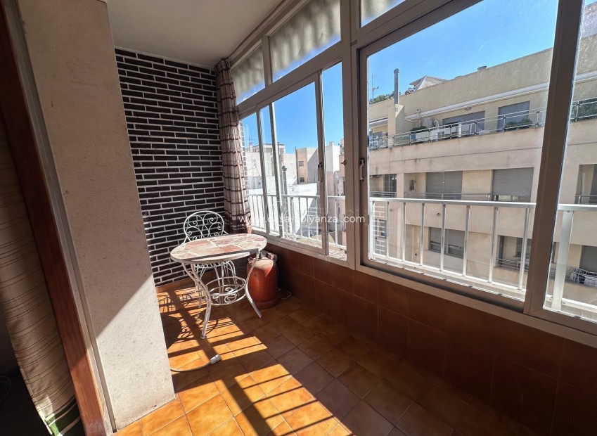 Resale - Apartment / flat - Torrevieja