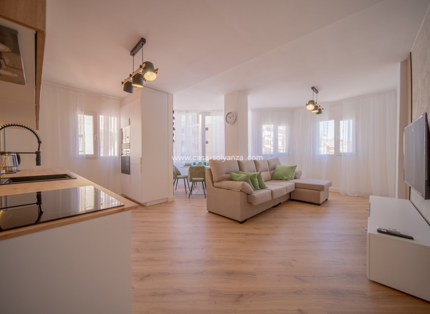 Resale - Apartment / flat - Torrevieja