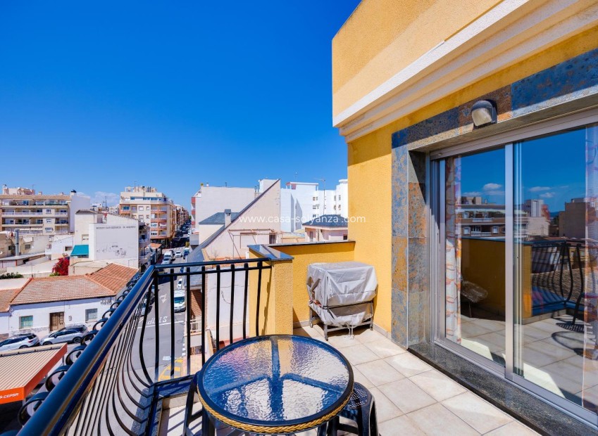Resale - Apartment / flat - Torrevieja