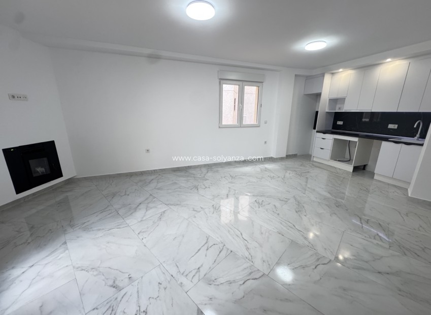 Resale - Apartment / flat - Torrevieja