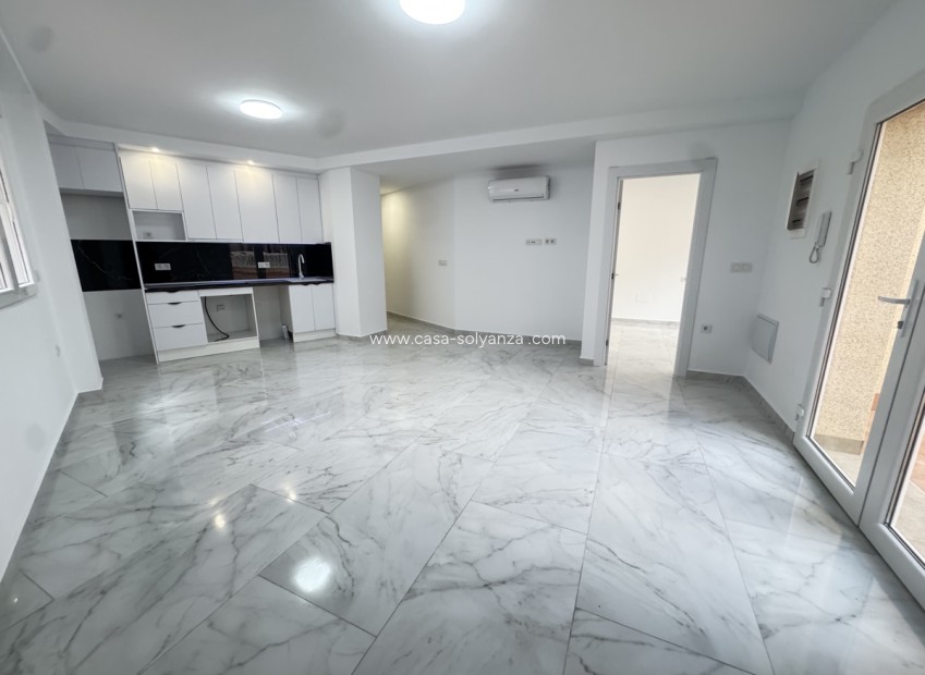 Resale - Apartment / flat - Torrevieja