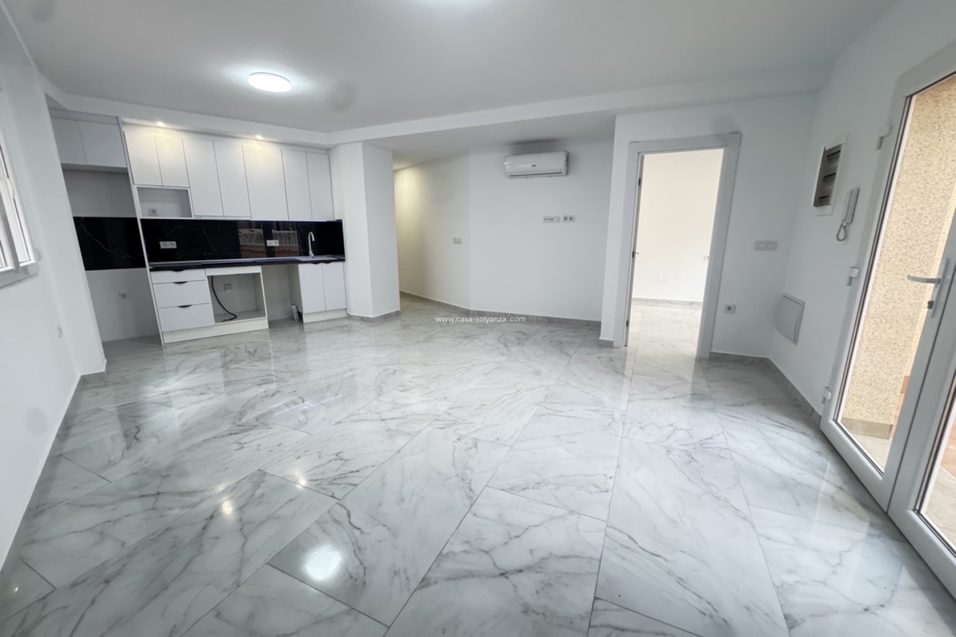 Resale - Apartment / flat - Torrevieja