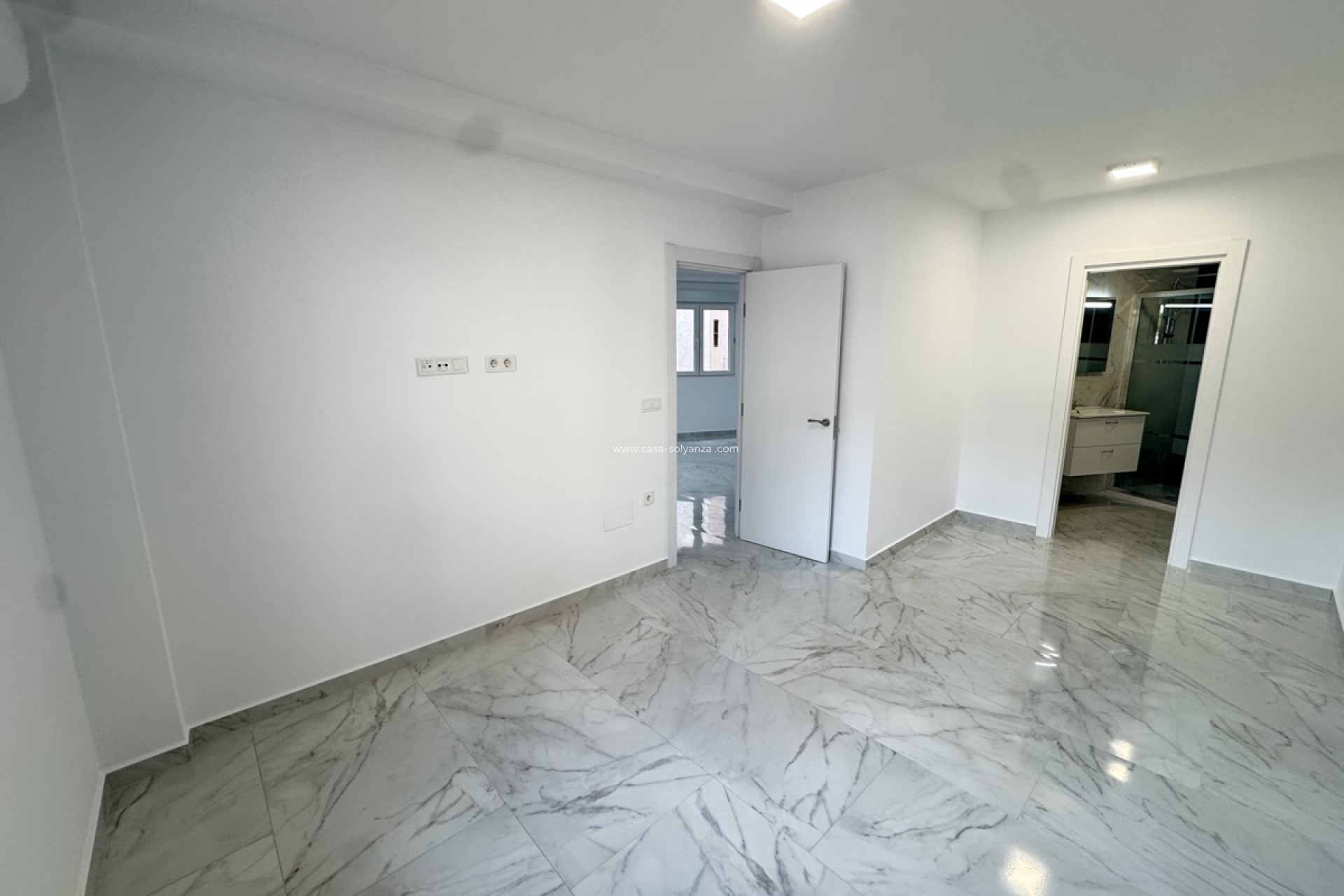 Resale - Apartment / flat - Torrevieja