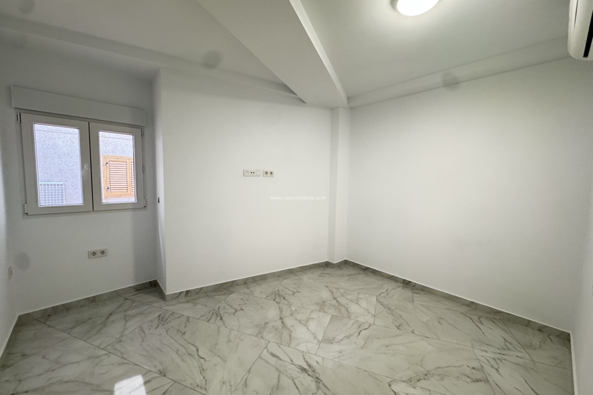 Resale - Apartment / flat - Torrevieja