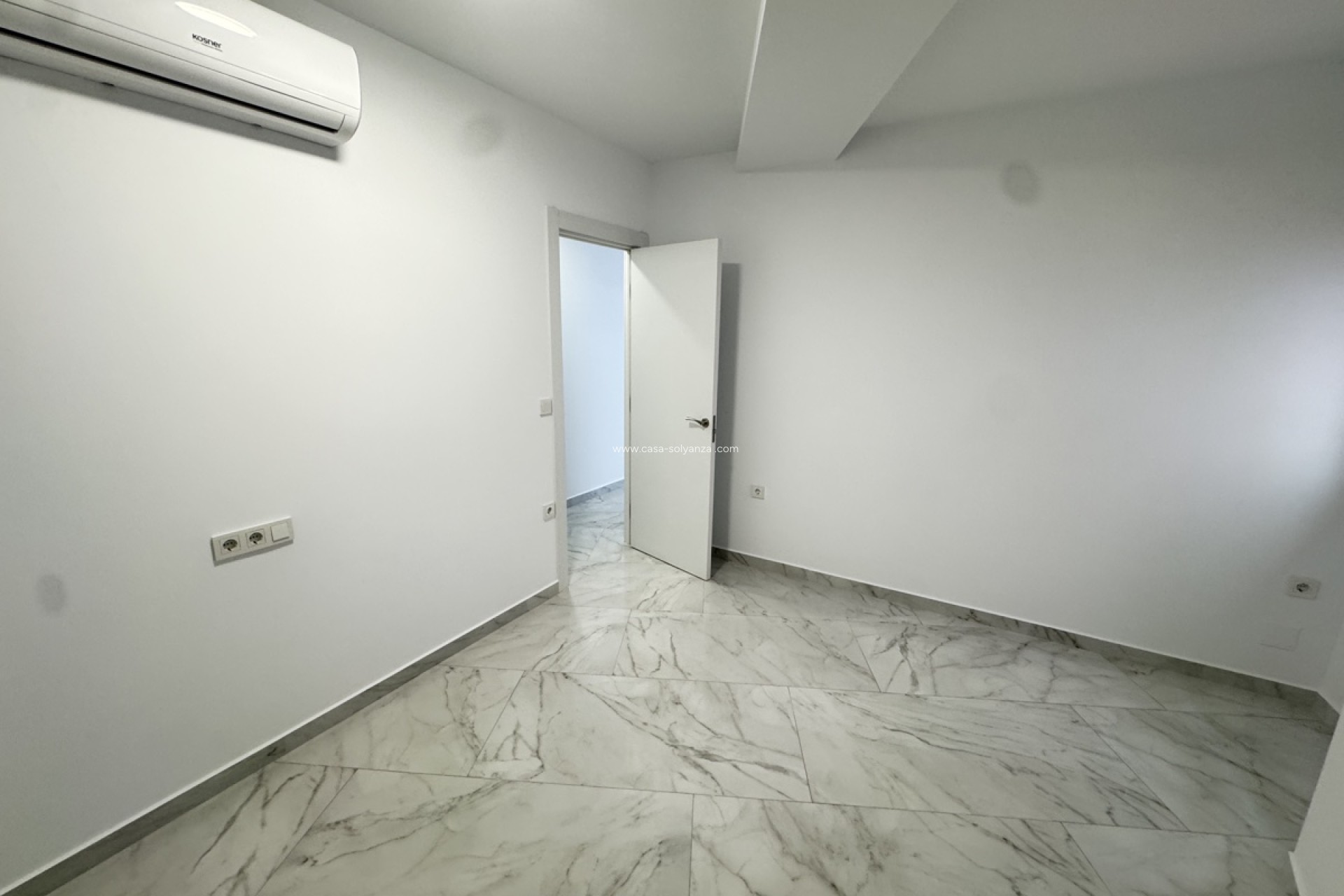 Resale - Apartment / flat - Torrevieja