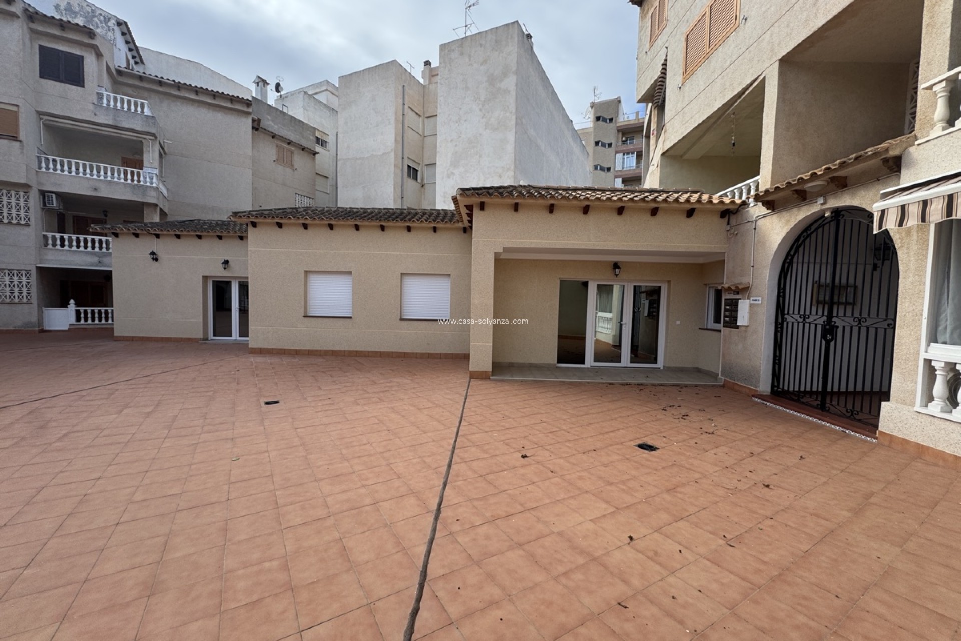 Resale - Apartment / flat - Torrevieja