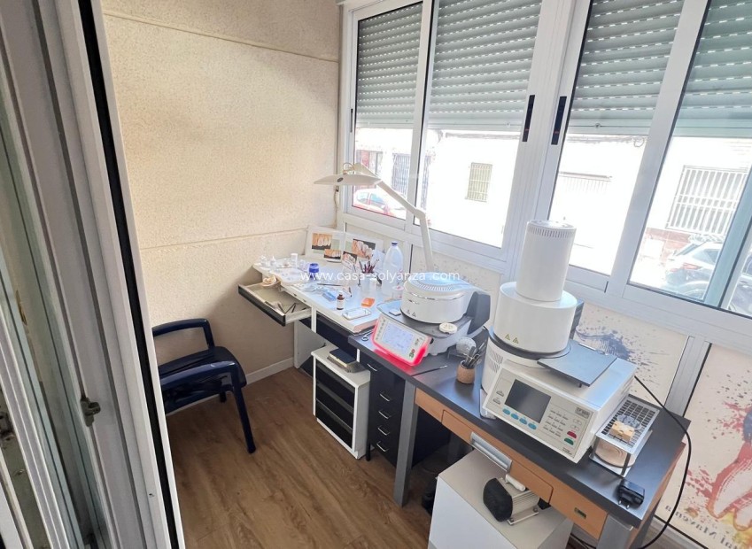 Resale - Apartment / flat - Torrevieja