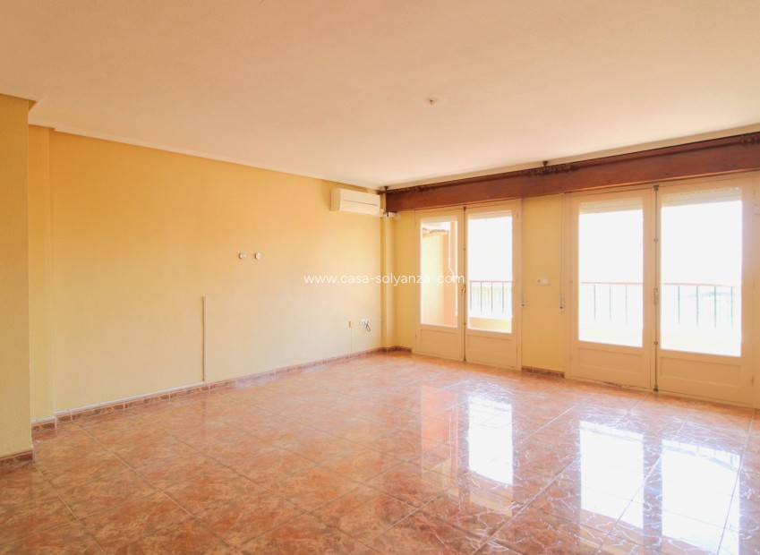 Resale - Apartment / flat - Torrevieja