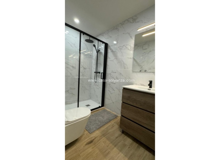 Resale - Apartment / flat - Torrevieja