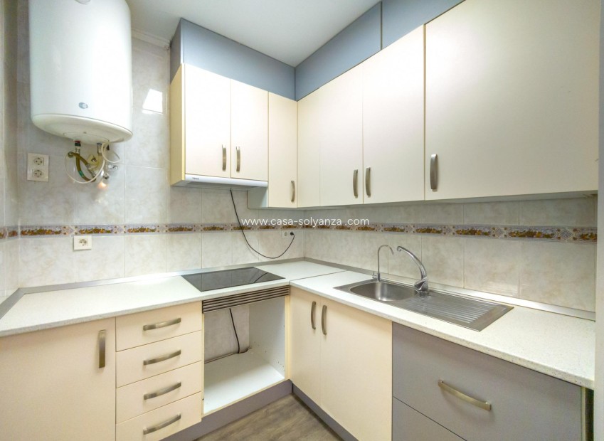 Resale - Apartment / flat - Torrevieja