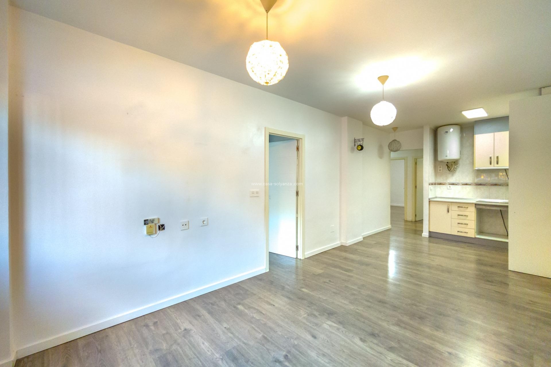 Resale - Apartment / flat - Torrevieja