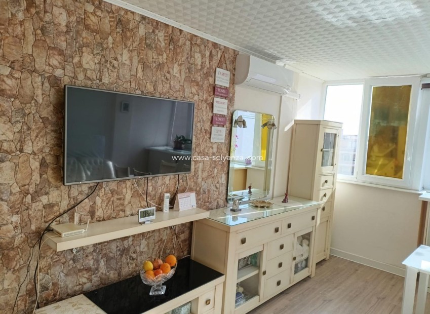 Resale - Apartment / flat - Torrevieja