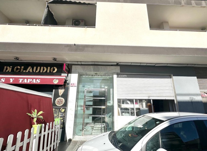 Resale - Apartment / flat - Torrevieja