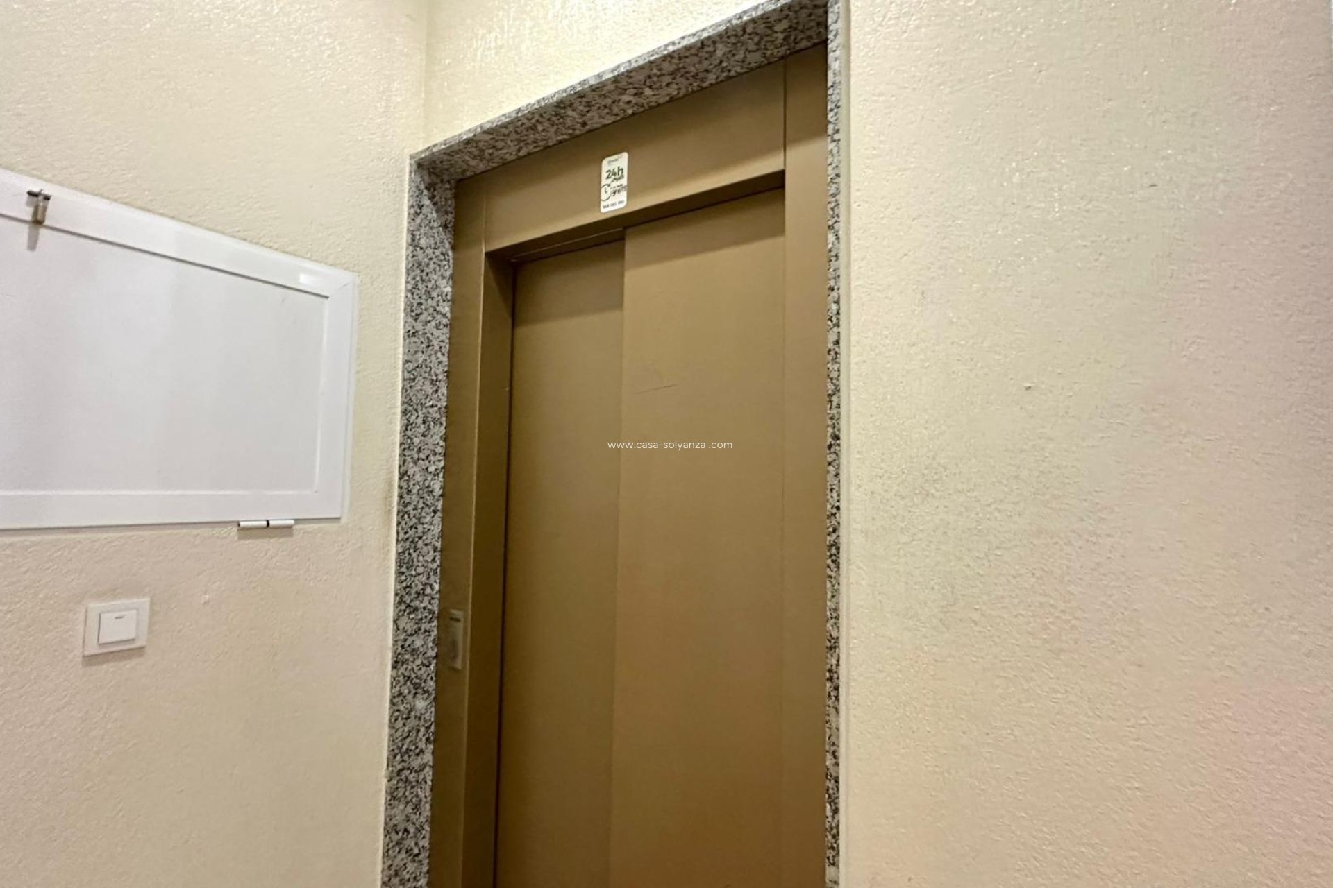 Resale - Apartment / flat - Torrevieja