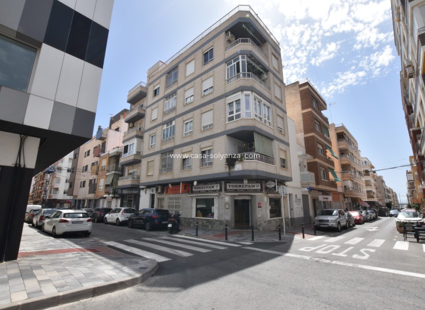 Resale - Apartment / flat - Torrevieja