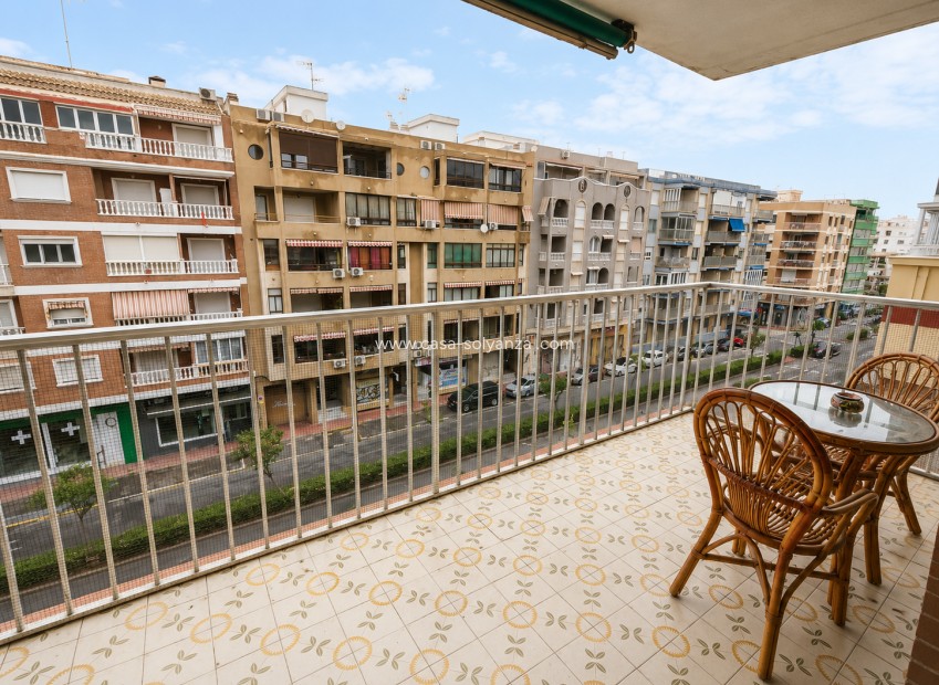 Resale - Apartment / flat - Torrevieja