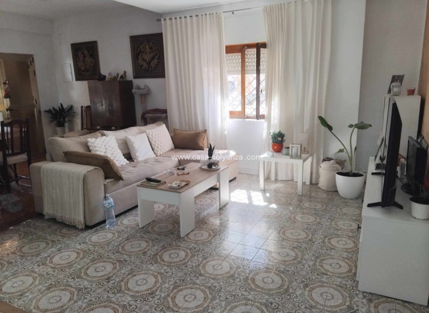 Resale - Apartment / flat - Villajoyosa - Costa Blanca
