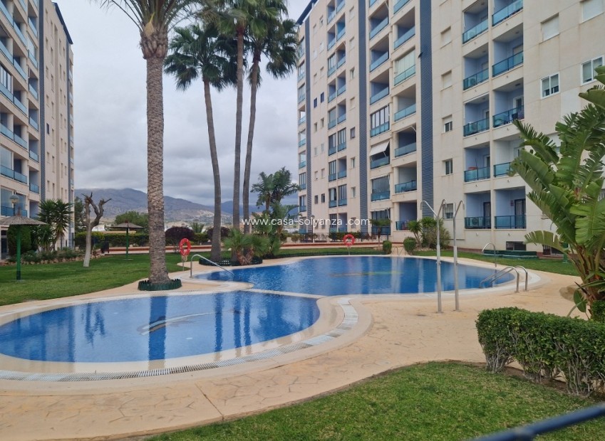 Resale - Apartment / flat - Villajoyosa - Costa Blanca