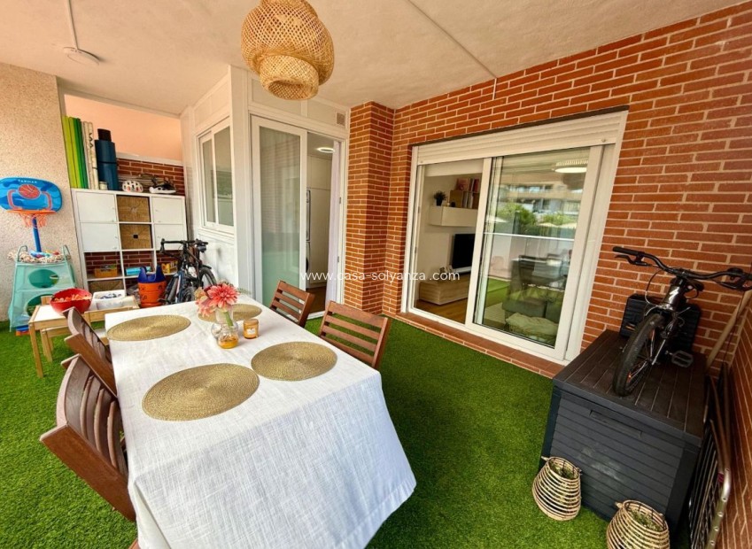 Resale - Apartment / flat - Villajoyosa - Costa Blanca