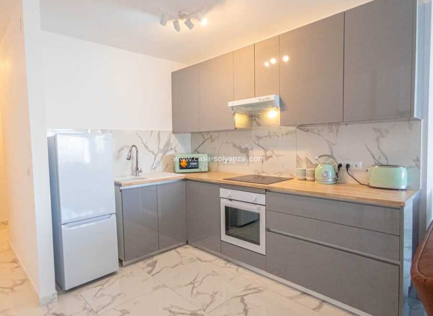 Resale - Apartment / flat - Villamartin - 0